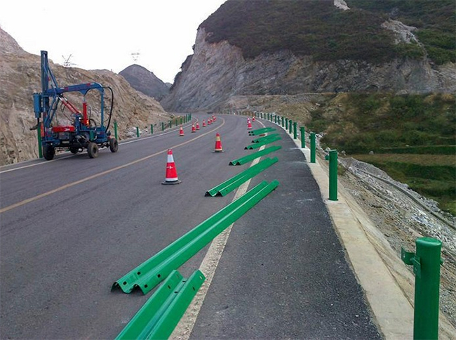 桂林高速公路护栏的设计要素有哪些？