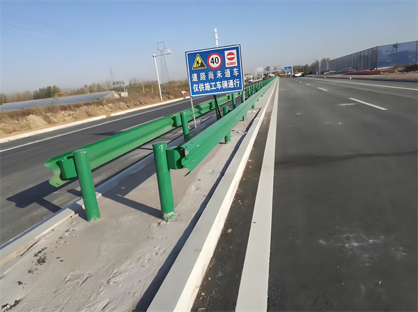 桂林公路护栏守护安全横跨多个行业的应用